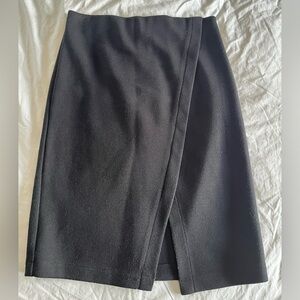 Loft Pencil Skirt | Size: Small | Color: Black | Gently Used